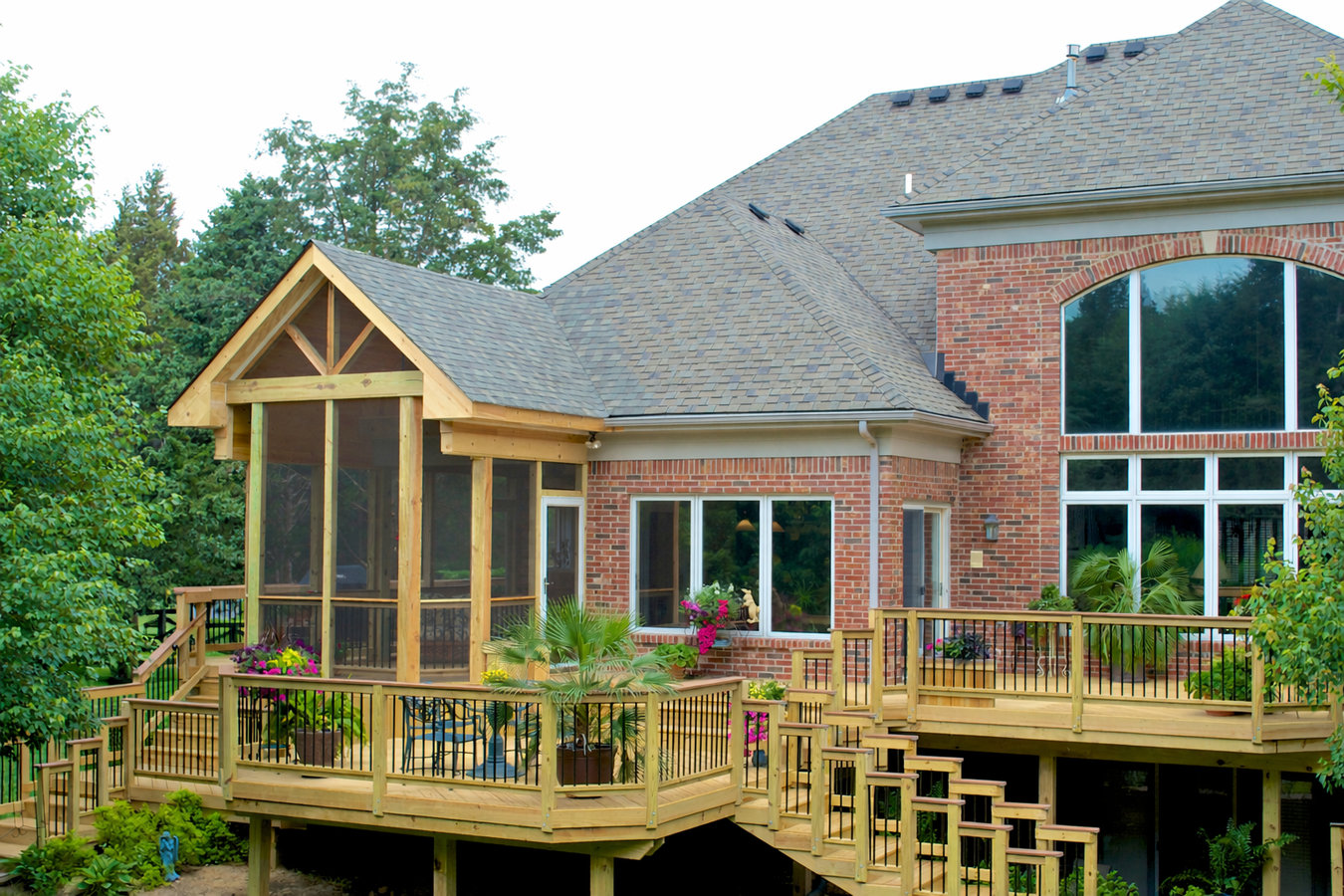 Deck-to-sunroom conversion