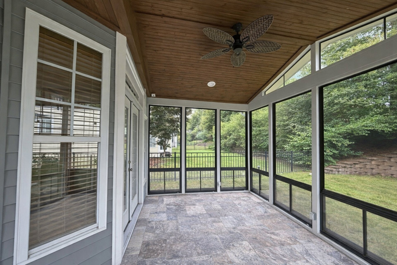 Enclosed patio rooms